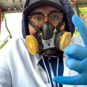 Meet your Posher, Andres